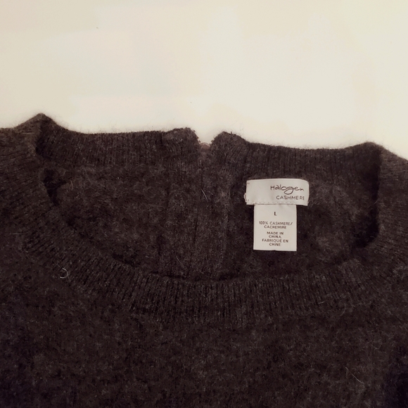 Halogen Zip Back Crewneck Cashmere Sweater - Picture 4 of 4